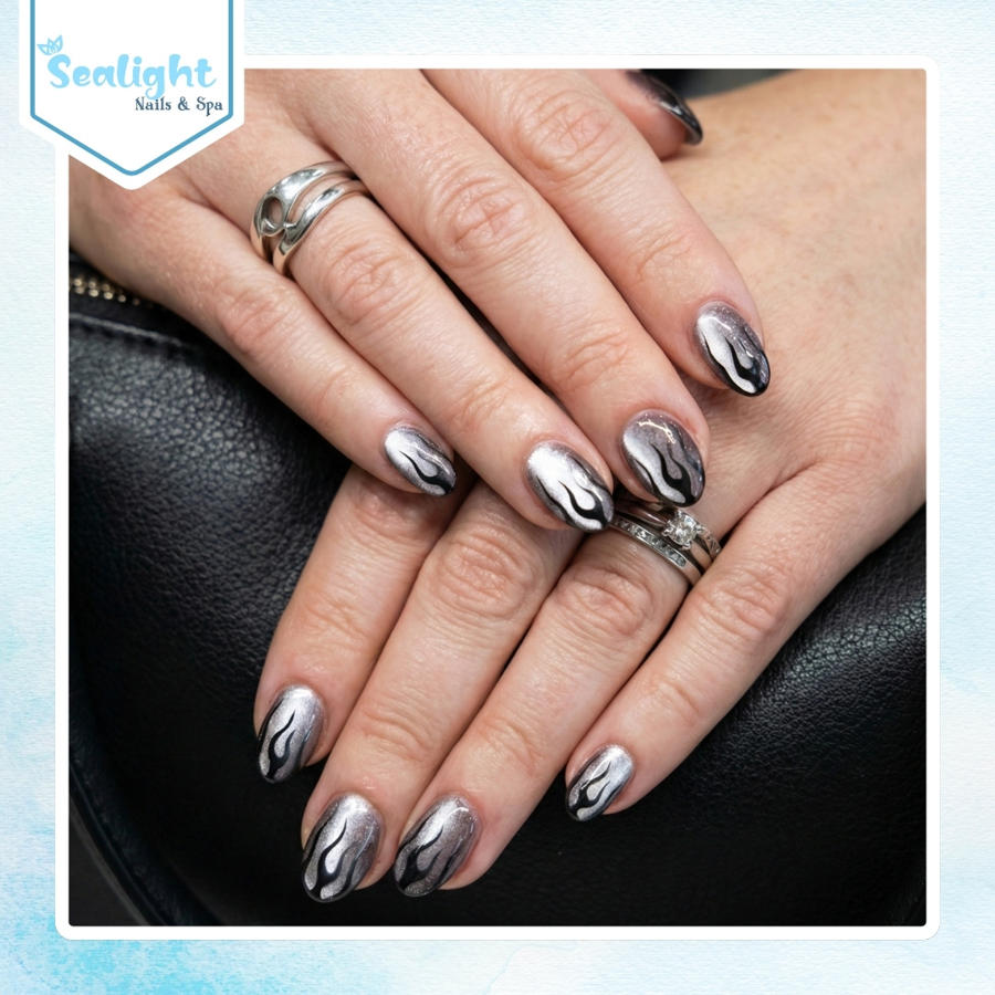 nail design by Sealight Nail Spa